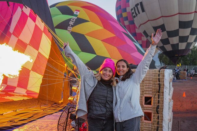 Balloon Flight Tour in Teotihuacan and Visit to the Archaeological Zone - Positive Traveler Feedback