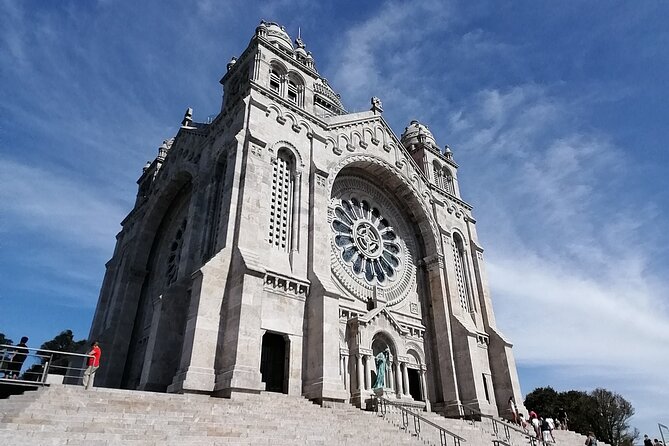 Barcelos, Ponte De Lima & Viana Private Tour (All Inclusive) - Accessibility and Requirements