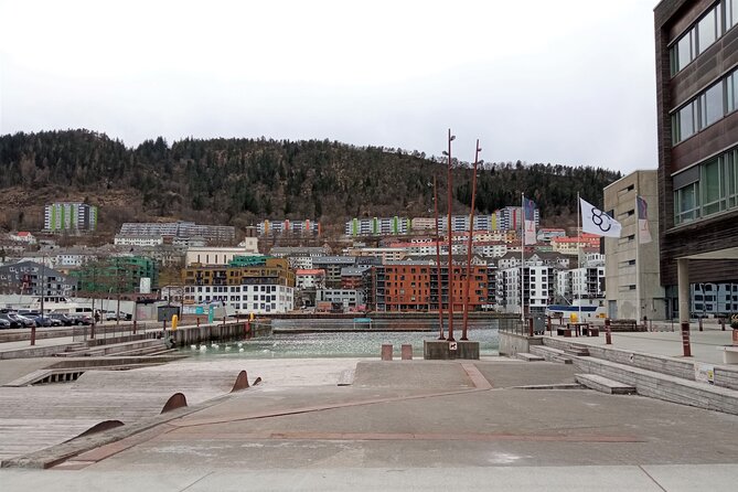 Bergens University District: A Self-Guided Audio Tour - Starting and Ending Points