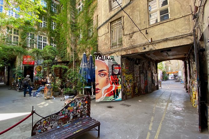 Berlins Jewish Quarter - Private Live Virtual Experience - Accessibility