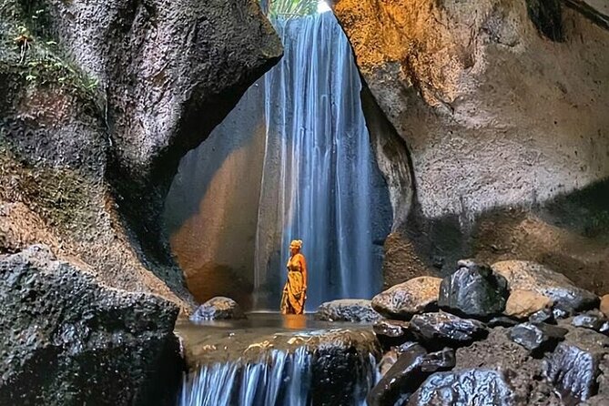 Best of Waterfalls: Tibumana Waterfall, Tukad Cepung, & Tegenungan - Tukad Cepung Waterfall Features