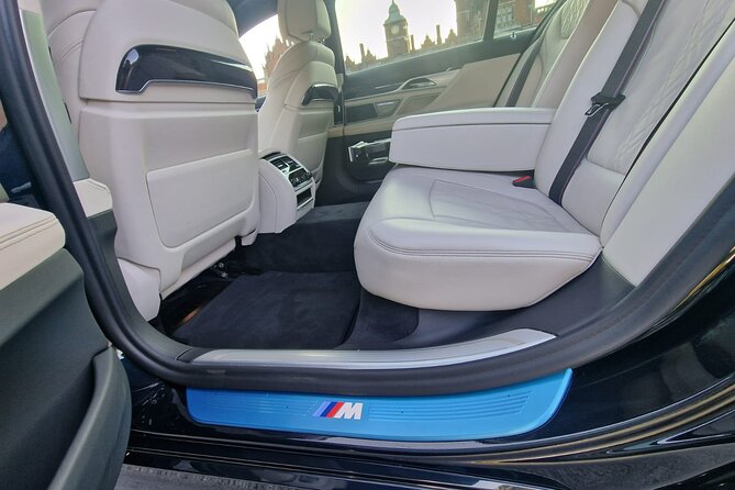 Birmingham Airport to City Taxi Service - Vehicle and Amenities
