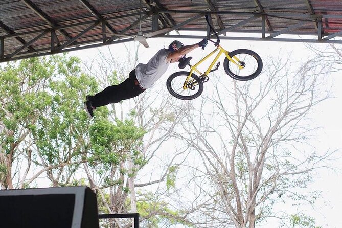 Bmx Tricks and Skating in Jaco - Meeting and Pickup Details