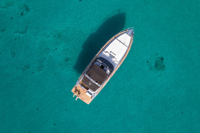 Boat - Yacht Tours at Mykonos - Yacht Specifications