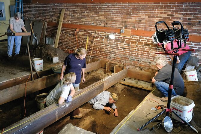 Bones Under Us, Ghost Tour With Archeology - Meeting and Pickup Information