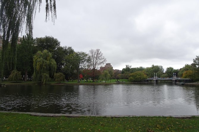 Boston Back Bay Self-Guided Walking Tour & Scavenger Hunt - Operating Hours