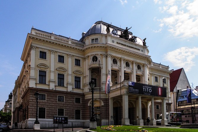 Bratislava Traditional Wine and Food Tour - Meeting Information
