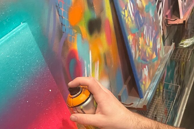 BYOB Spray Paint and Sip Workshop in Atlanta - Venue and Accessibility