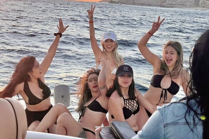 Cabo Arch Sunset Private Yacht Tour Plus Dinner and Drinks - Pricing and Booking