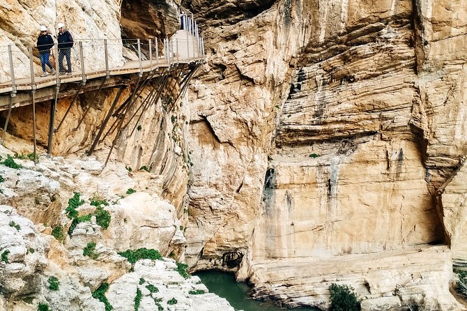 Caminito Del Rey Guided Hike & Optional Kayak at El Chorro Small-Group Day Trip - Optional Lunch and Kayaking
