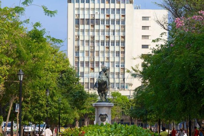Candelaria and Fernando Botero Museum Tour in Bogota - Hassle-free Hotel Pickup and Drop-off