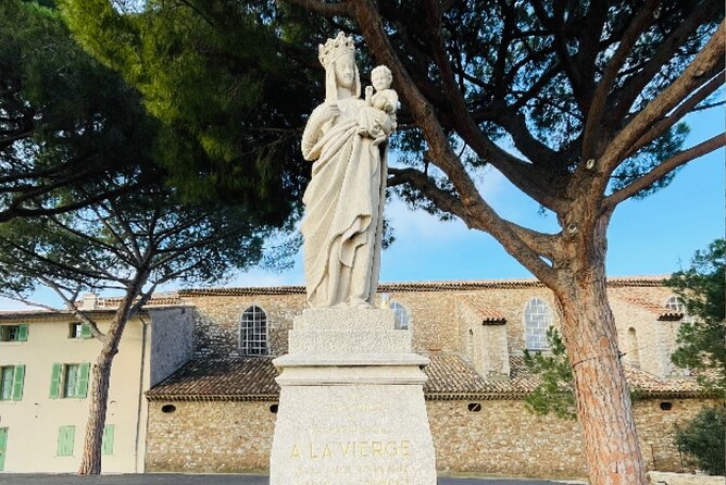 Cannes Scavenger Hunt and Sights Self-Guided Tour - Accessibility and Recommendations