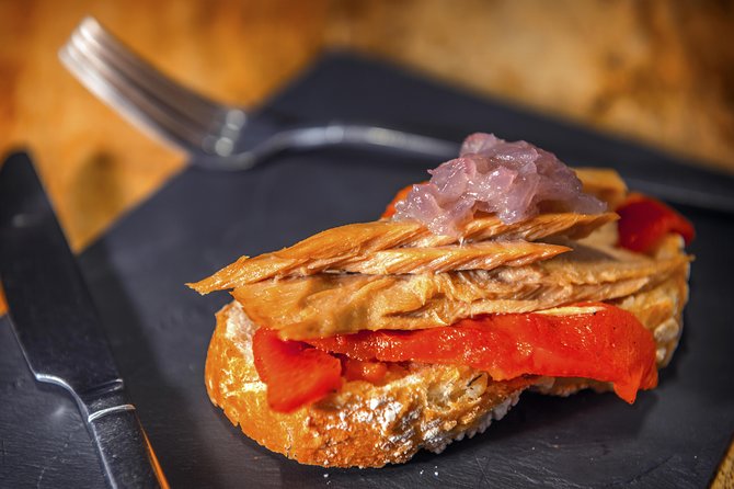 CERTAL Exclusive Tour: LA RIBERA Market GASTROBARS Bilbao (3h) - Local Cuisine and Drinks