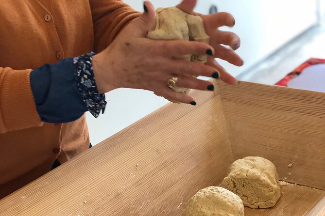 Chania Sourdough Bread Baking Class Olive Oil Tasting - Accessibility and Amenities