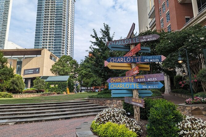 Charlotte Scavenger Hunt Walking Tour Review - Pricing and Group Considerations