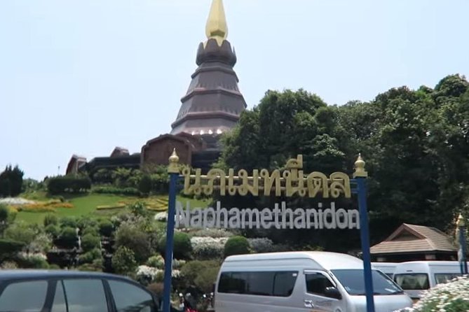 CHIANG MAI: Doi Inthanon-Trekking Pha Dok Seaw-Waterfall-Lunch - Pha Dok Seaw Waterfall