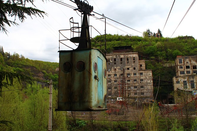 Chiatura. Soviet Past in the Present. Katskhi Pillar - Exploring Chiaturas Soviet History