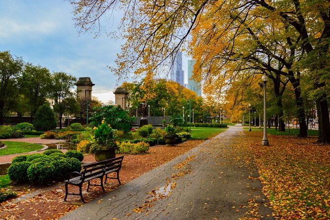 Chicago Millennium Park Self-Guided Walking Tour - Exploring at Your Own Pace