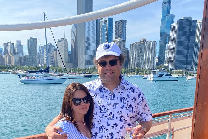 Chicago River Cocktail Cruise - Architectural Highlights and Commentary