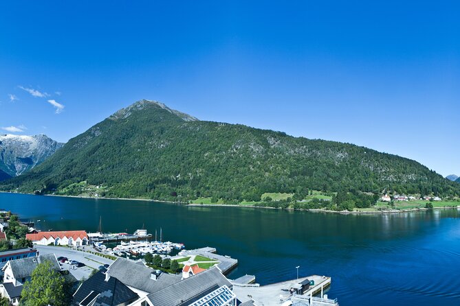 Cidery Taste and Tour to Balestrand and Fjærland - Discovering Fjærlands Attractions