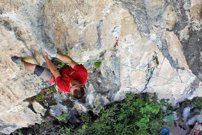 Climbing and Yoga Course in Rodellar, Huesca - Cancellation Policy