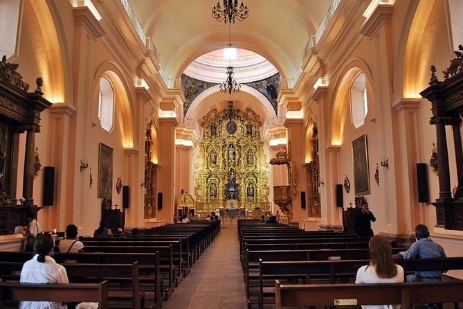 Colonial Tegucigalpa - Engaging With Knowledgeable and Attentive Local Guide