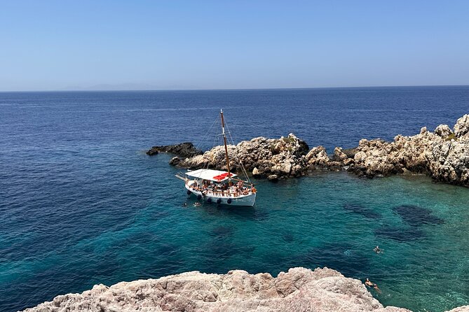 Daily Boat Trip Antiparos & Despotico - What to Expect During the Trip