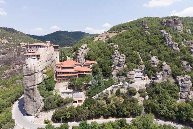 Day Trip to Meteora From Athens - Licensed Guide: Your Knowledgeable Companion