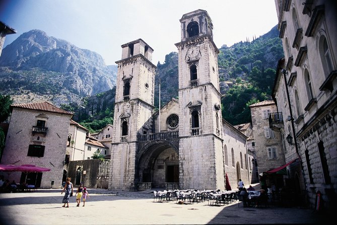 Day Trip to Montenegro From Dubrovnik - Transportation Details