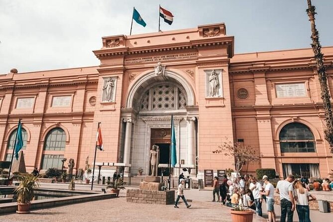 Daytour to Giza Great Pyramids, Sphinx , Egyptian Museum , Bazaar - Pickup Information