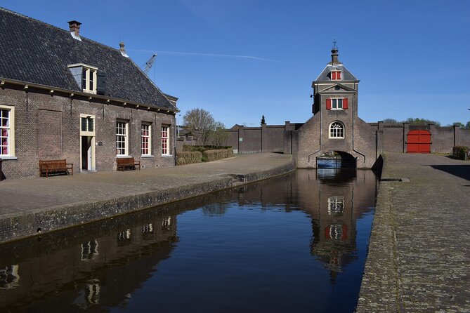 Delft Small-Group Photography Walking Tour of Old Town  - The Hague - Cancellation and Refund Policy