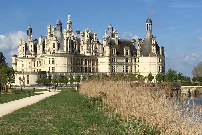 Discover the Castles of Chambord and Chenonceau - Experiencing the Private Tour