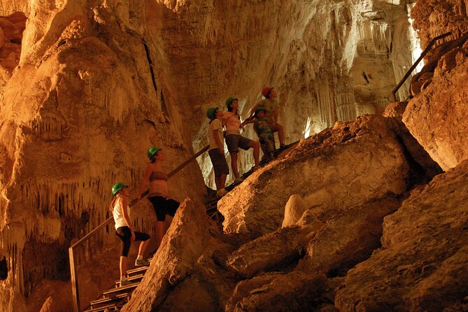 Discovering São Miguel's Grotto - Meeting and Pickup