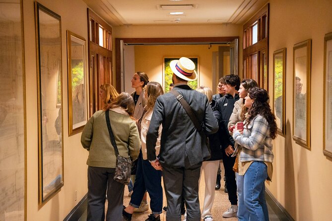 Downtown Vancouver History And Treats Tour With VIP Access - Gourmet Treats and Snacks
