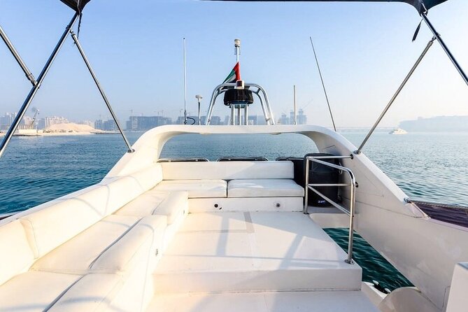 Dubai Marina Yacht Rental - Perfect Yachting Experience in Dubai - Complimentary Amenities and Refreshments