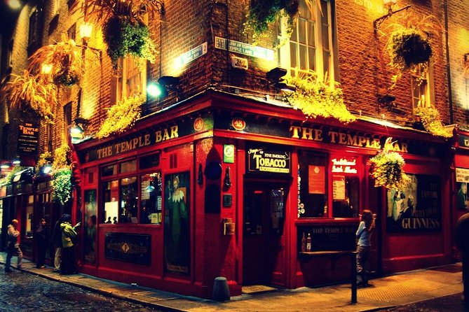 Dublin Temple Bar Night Tour in Spanish - Tour Schedule and Accessibility