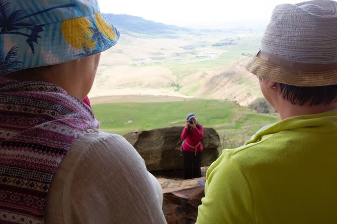 Durban: Drakensberg Rock Art, Midlands Meander & Mandela Capture Site - Pickup and Tour Logistics