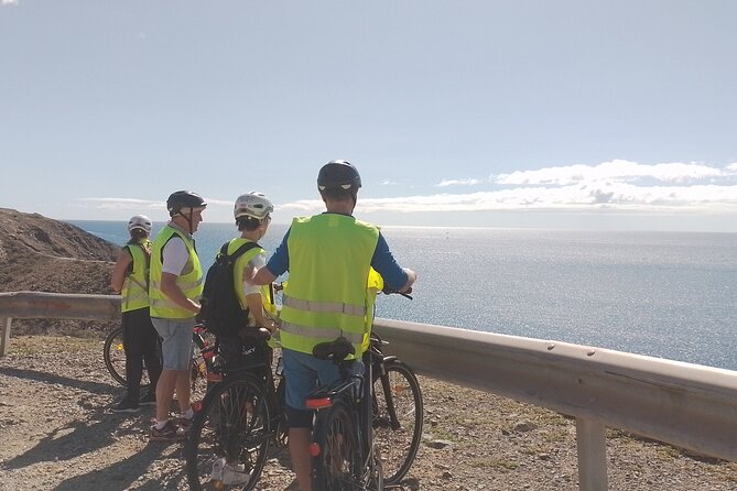 E-Bike Rental 80 Km Battery Life: Gran Canaria Mountains or Coast - Weight and Age Restrictions