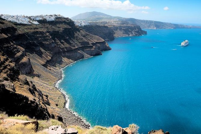 Early Season Experience: 3-hours Santorini Volcano and Hot Springs Trip - What to Expect