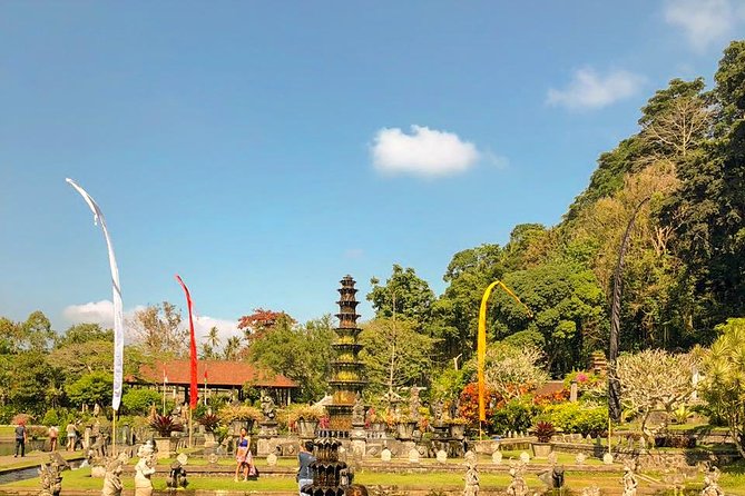 East Bali Tour, Lempuyang - Tirta Gangga - Ujung Soekasada - Black Sand Beach - Participation Requirements