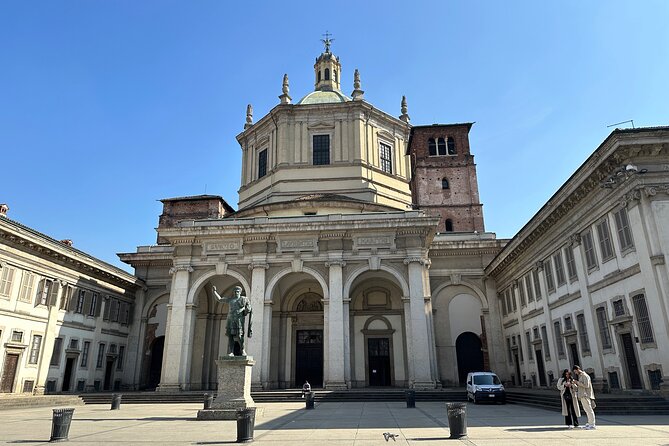 Eating Milan Street Food Tour With Guided Tasting and Sightseeing - Navigating the Meeting and End Points