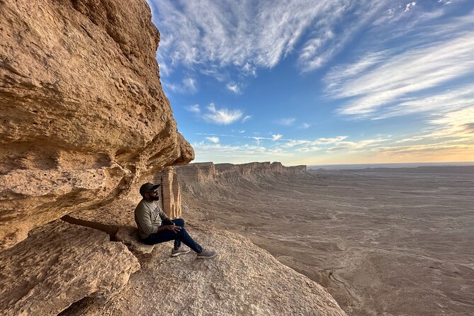 Edge of the World Riyadh With Camel Ride ,Bat Cave Visit & Dinner - Itinerary Overview