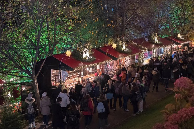 Edinburgh Christmas Tour, Highlights & Hidden Gems With a Local - Customizable Tour Options