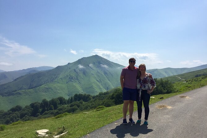 El Camino and the Pyrenees Private Day Tour From St-Jean-Pied-De-Port to Roncesvalles - Visiting Medieval Villages and Irati Forest