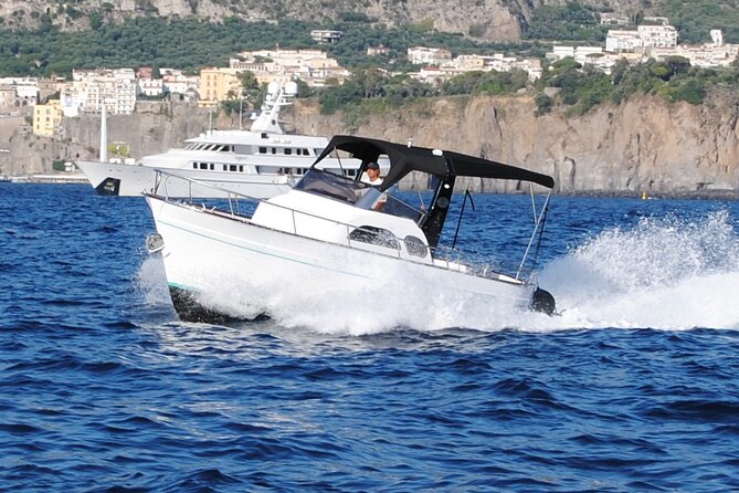 Elegant Capri Private Boat Tour From Positano - Boat Tour Experience