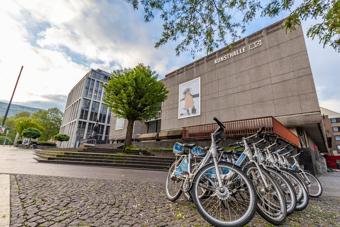 Explore Dusseldorf in 60 Minutes With a Local - Discovering St. Lambertus Church