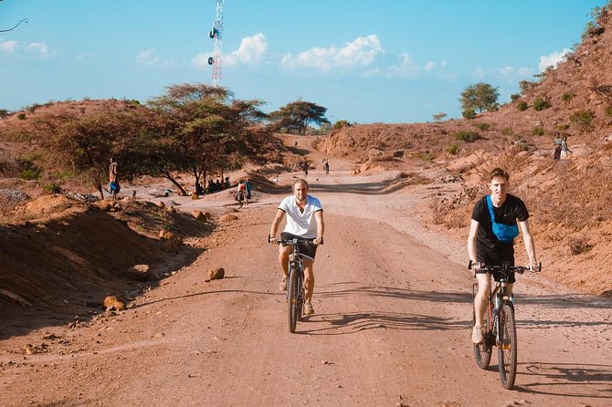 Exploring the EAST 8 Day Uganda Safari - Traveler Requirements