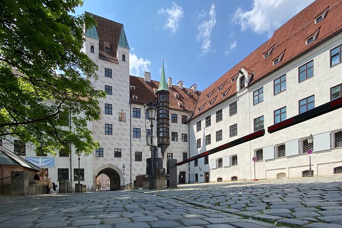 Fall in Love With Munich in a Private Old Town Walking Tour - Personalized Recommendations for Dining and Shopping