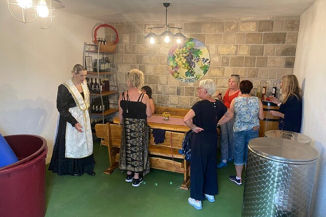 Family-Run Vineyard Tour Review: A Delightful Experience - Tasting Menu Highlights