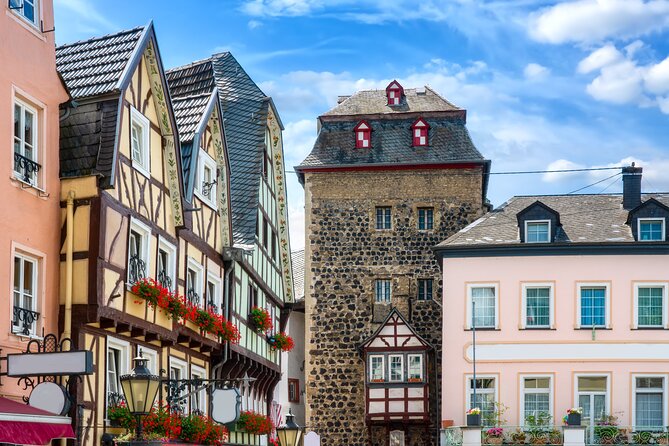 Family Tour of Linz's Old Town, Pöstlingberg, and Grottenbahn - Accessibility and Participation